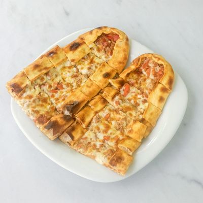 Kıymalı Kaşarlı Pide Menü