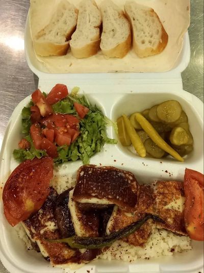Kızarmış Kaşarlı Izgara Köfte