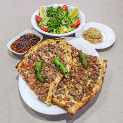 Kuşbaşılı Pide