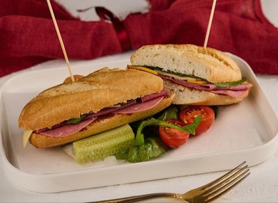 Şarküterili Soğuk Sandviç