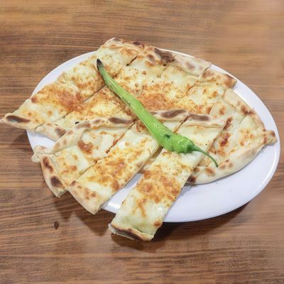 Kaşarlı Pide