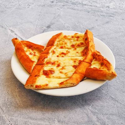 Kaşarlı Pide