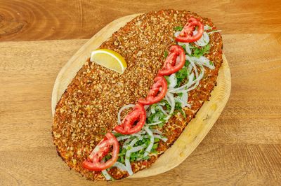 Çıtır Cevizli Lahmacun