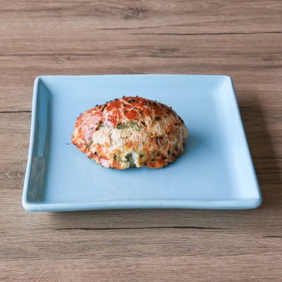 Dereotlu Ev Poğaçası