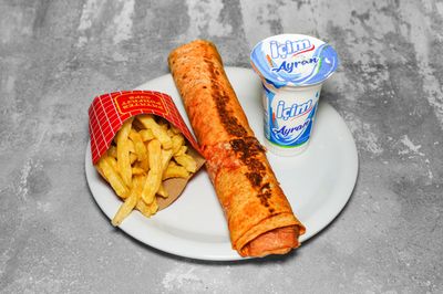 Tavuk Döner Dürüm (Small) Menü