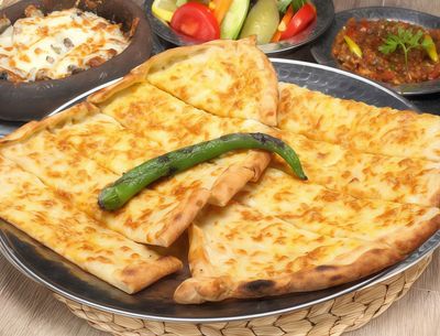 Kaşarlı Pide (Açık)