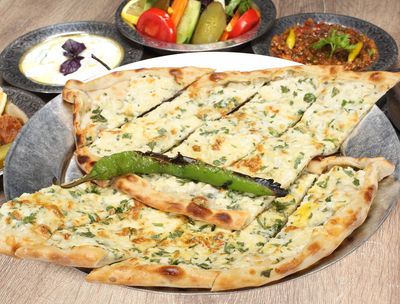 Beyaz Peynirli Pide (Açık)