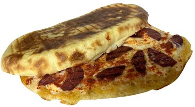 Sucuklu Kaşarlı Bazto (Bazlama Tost)