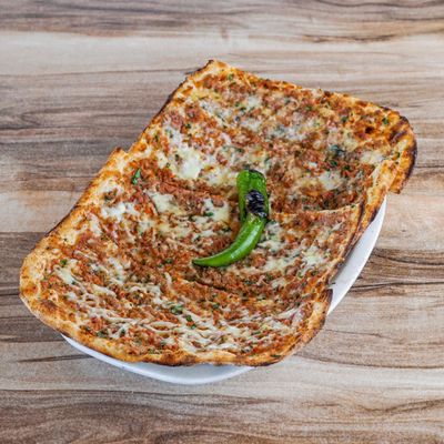 Kıymalı & Kaşarlı Pide