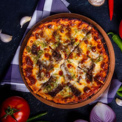 Kavurmalı Pizza (Orta Boy)