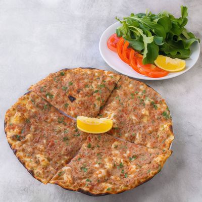 Kıymalı Lahmacun