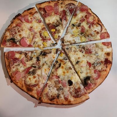 Salamlı Pizza (28 cm.)