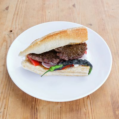 Ekmek Arası Köfte (4 Adet)