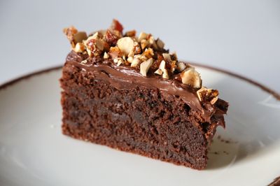 Glütensiz & Şekersiz Kavrulmuş Bademli Pasta