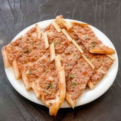 Kıymalı Pide