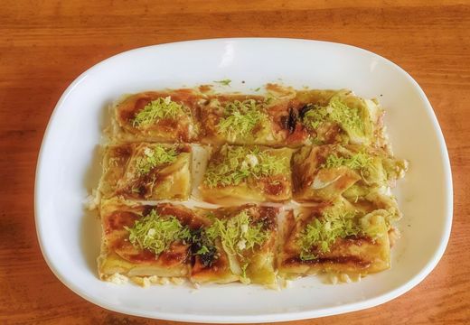 Fıstıklı Antep Katmeri