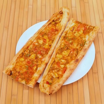 Mantarlı Kaşarlı Pide
