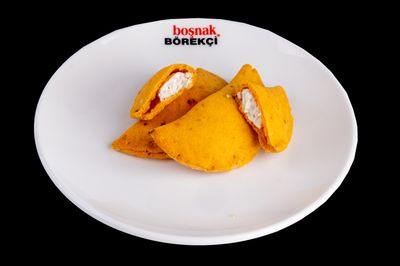 Domatesli Labneli Poğaça (Adet)