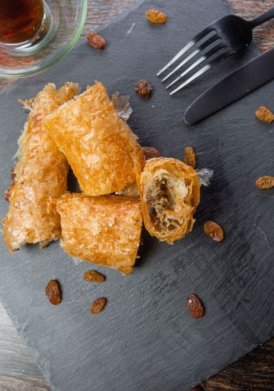 Peynirli Kol Böreği (200 gr.)