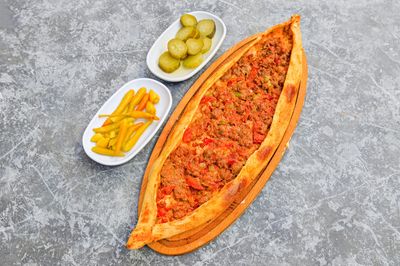 Kuşbaşılı Pide