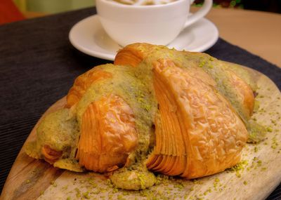 Pistachio Kruvasan