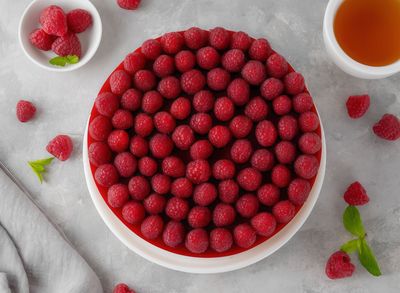 Frambuazlı Yaş Pasta (4-6 Kişilik)