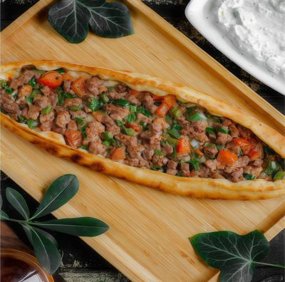 Kuşbaşılı Pide