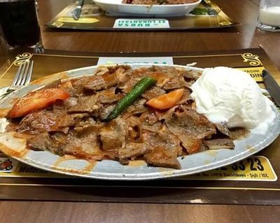 Özel Tereyağlı İskender (Et Dönerden)