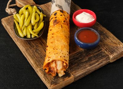 Kaşarlı Mega Tavuk Döner Dürüm (140 gr.)