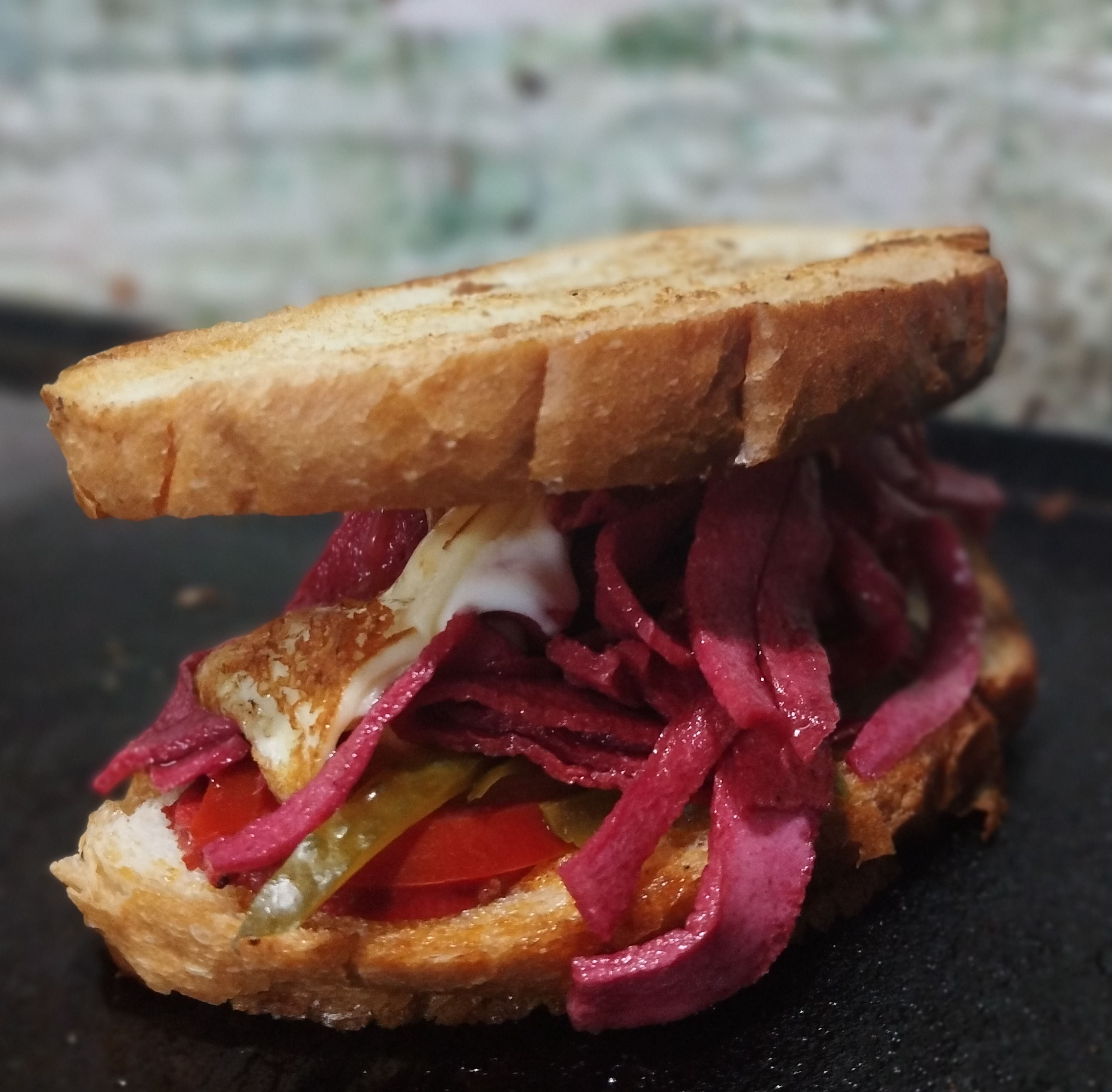 Ferroo Special Ayvalık Ekmeğinde İzmir Kumru