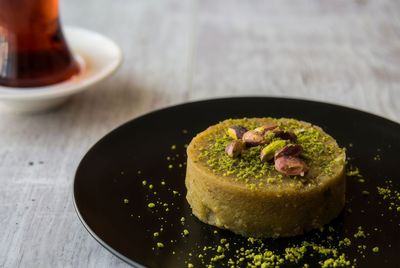 Antep Fıstıklı İrmik Helvası