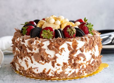 İtalyan Kremalı Orman Meyveli Pasta (4-6 Kişilik)