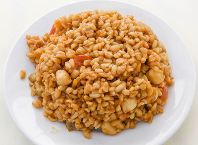 Bulgur Pilavı Üstü Nohut