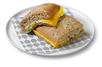 Kaşarlı Cheddarlı Tahıllı Panini