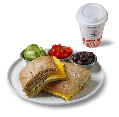 Kaşarlı Cheeddarlı Tahıllı Panini Menü