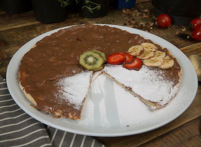 Pizza Nutella Fruit