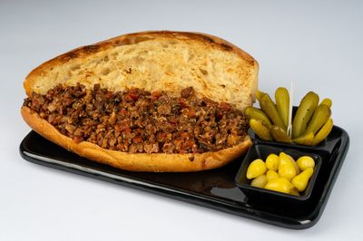 Tam Ekmek Arası İstanbul Usulü Kuzu Kokoreç