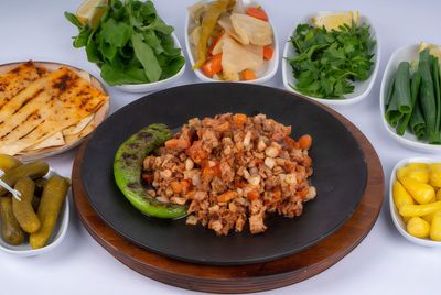 İstanbul Usulü Kuzu Kokoreç