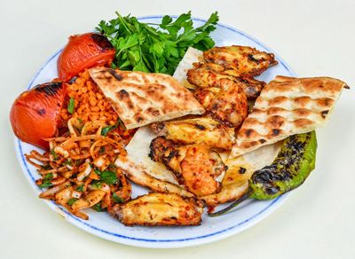 Tavuk Yaprak Kanat (3 Adet) & Kuzu Şiş Mix