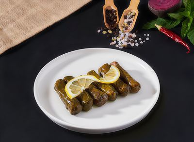 Zeytinyağlı Yaprak Sarma