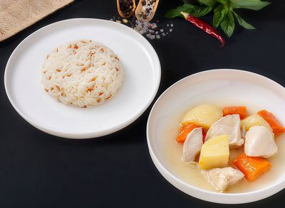Tavuk Yahni ve Tereyağlı Pirinç Pilavı
