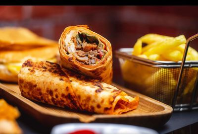 Trüflü Mayonez Soslu Et Döner Dürüm