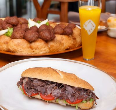 Ekmek Arası Et Döner Hatay Soslu (50 gr.)