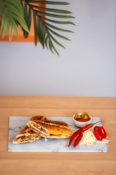 Acılı Alev Tost