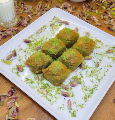 Kaymaklı Fıstıklı Midye (1 kg.)