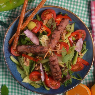 Cevizli Köfte Salata