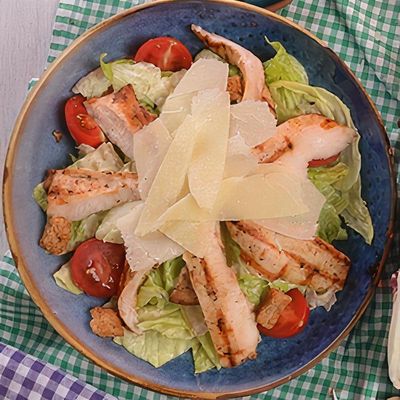Tavuklu Sezar Salata