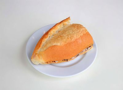 Yarım Ekmek Arası Tavuk