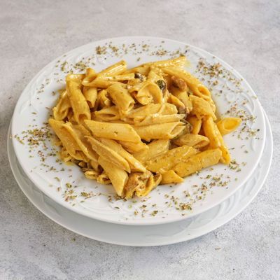 Köri Soslu & Mantarlı Penne