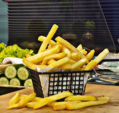 Kajun Baharatlı Patates Tabağı (Büyük Boy)